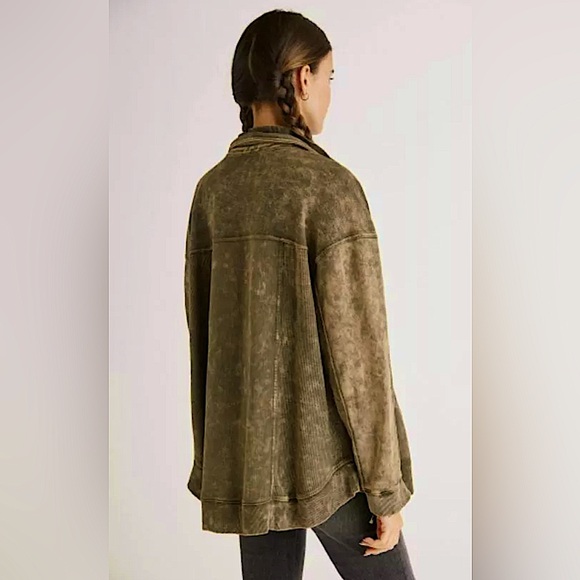 Anthro Pilcro Relaxed Shirt Jacket in Moss - Picture 3 of 7